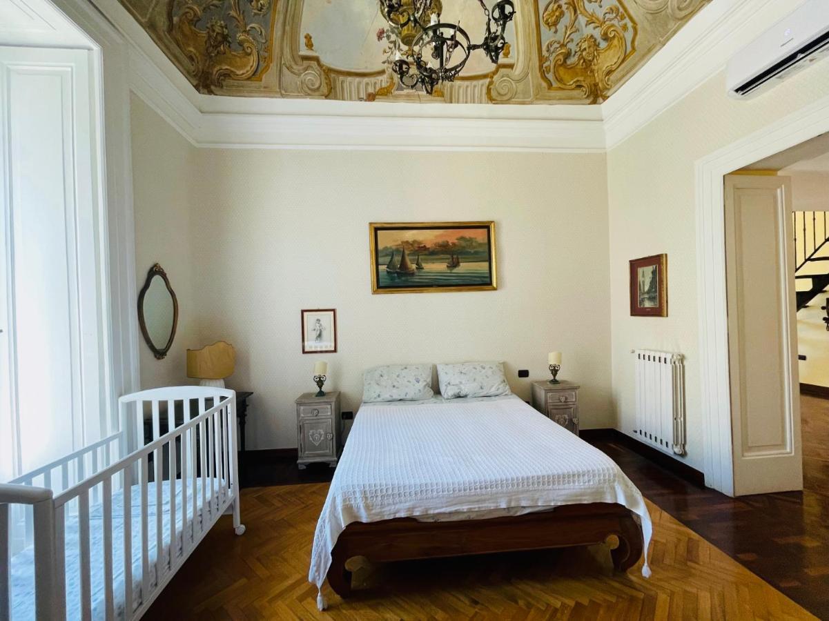 Appartamento Sul Teatro San Carlo Naples Extérieur photo