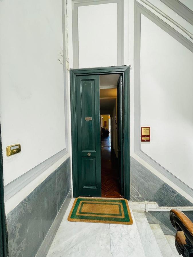 Appartamento Sul Teatro San Carlo Naples Extérieur photo