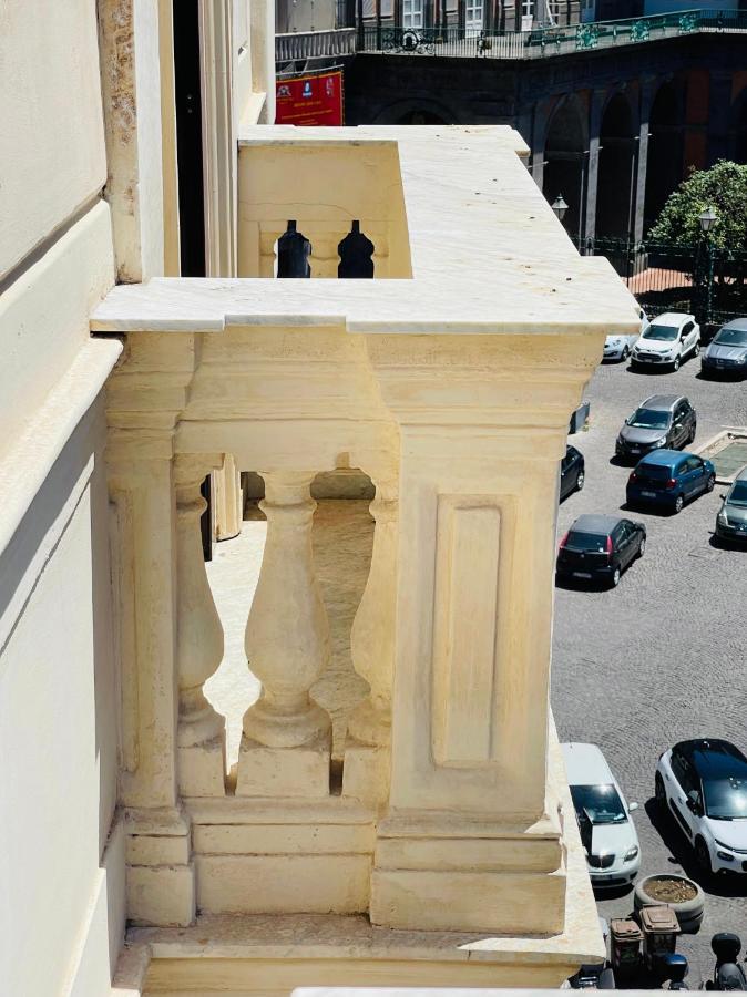 Appartamento Sul Teatro San Carlo Naples Extérieur photo