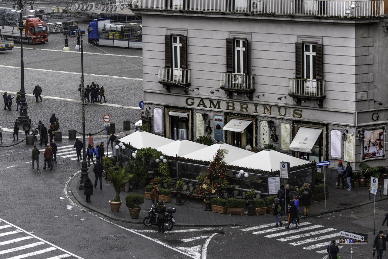 Appartamento Sul Teatro San Carlo Naples Extérieur photo